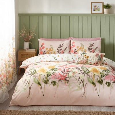 B&Q -  Bedding Countryside Floral Floral Duvet Cover Set With Pillowcases Pink