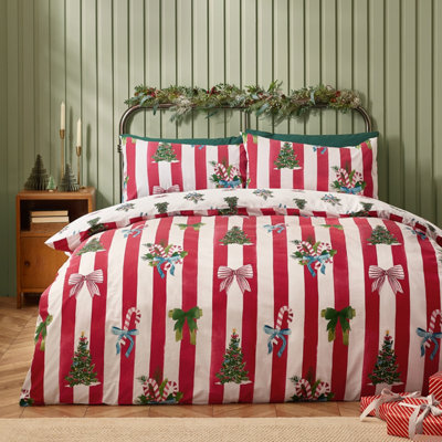 Catherine Lansfield Christmas Stripe Duvet Cover Set in Red | Size: King - Image 13