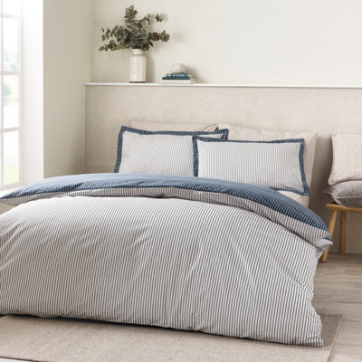 Oxford Pinstripe Reversible Duvet Cover Set - Image 13