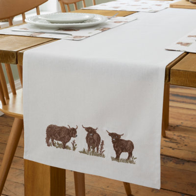 Angus Highland Cow Cotton Dining Table Runner - Image 6