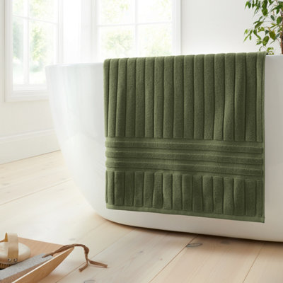 Bianca Green Hotel Cotton 70X127cm Bath Towel Olive B&Q