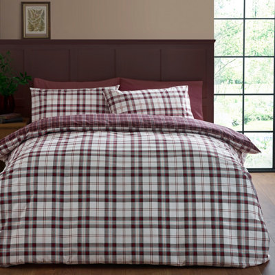 Catherine Lansfield Bedding Kelso Check Duvet Cover Set With Pillowcases Plum from B&Q