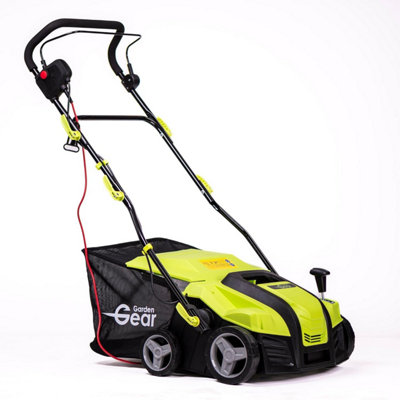 Garden Gear 2000W Electric Lawn Scarifier, Grass Rake And Aerator, 40Cm Width, 10M Cable, 55L Collection Box B&Q