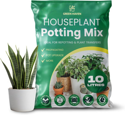 Cuqoo Houseplant Potting Mix 10L Peat-Free Premium Soil For Indoor Plants Nutrient-Rich House Plant Compost Soil Herbs & Flowers from B&Q