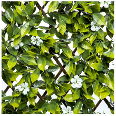 B&Q Expanding Wooden Trellis Privacy Screen - 200Cm X 100Cm - Garden Balcony Fence - Sakura