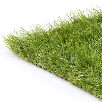 40mm Artificial Grass2M X 16MNatural And Realistic Looking Fake Lawn Astro Turf from B&Q