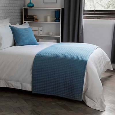 Belledorm Crompton Quilted Bed Runner Cobalt (One Size) from B&Q