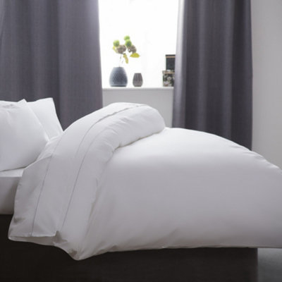 Belledorm Cotton Sateen 1000 Thread Count Duvet Cover White (Kingsize) from B&Q