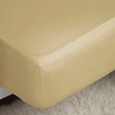 Belledorm Easycare Percale Fitted Sheet Honeydew (Double) from B&Q