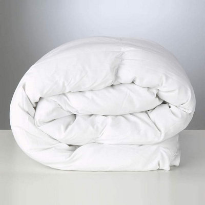Oxford Homeware 4.5 Tog Double Duvet 200X200 Cm Ultra-Light Hollowfibre Quilt Cool-Feel Lightweight Comfort Layer from B&Q