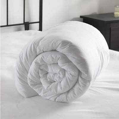 Oxford Homeware 10.5 Tog King Duvet 230X220 Cm Hollowfibre Medium-Weight Quilt Breathable Anti-Allergy Structure from B&Q
