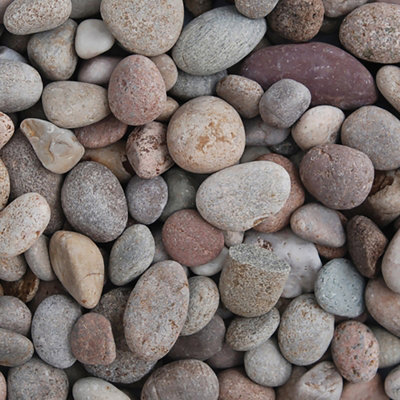 Simpa 20-30mm Scottish Pebbles Bag 20Kg from B&Q