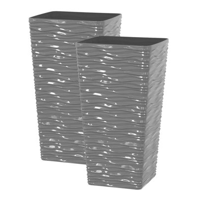 Simpa 2Pc Silver Panache Wave Tall Gloss Plastic Planters 23Cm (Dia) from B&Q