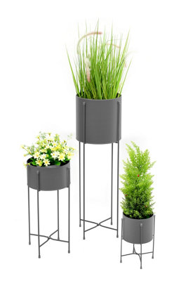Simpa 3Pc Grey Contemporary Flower Plant Pot Holders & Hairpin Stands from B&Q