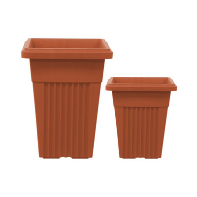 Simpa 2Pc Terracotta Sovereign Pillar Upright Planters 32Cm & 40Cm Dia from B&Q