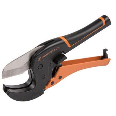 Magnusson Manual 42mm Plastic Pipe Cutter from B&Q