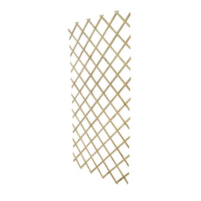 B&Q -  Natural Pine Trellis (W)90Cm X (H)180Cm