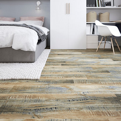 GoodHome Baila Distressed Brown Oak Wood Effect Textured Click Vinyl Click Flooring2.2M² from B&Q