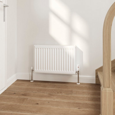 Flomasta White Type 22 Double Panel Radiator(W)600mm X (H)400mm from B&Q