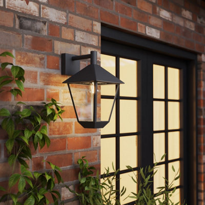 B&Q -  Docker Fixed Matt Dark Grey Mains-Powered Outdoor Wall Light