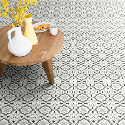 Precut Grey & White Contemporary Patterned Tile Effect Sheet Vinyl6M²