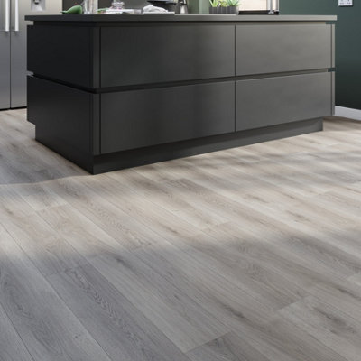 GoodHome Mambo Grey Wood Effect Synchronised Click Vinyl Planks2.17M² from B&Q