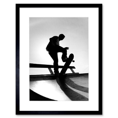 Artery8 Skateboarding Skater Ramp Silhouette Artwork 12X16" Framed Wall Art Print from B&Q