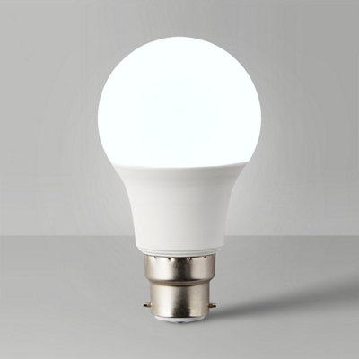 Valuelights B22 Pack Of 8 6W Standard Cool White Led Bulbs
