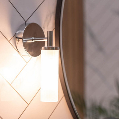 Valuelights Light Canya Chrome Ip44 Rated Bathroom Frosted Reeded Glass Wall With Led Bulb