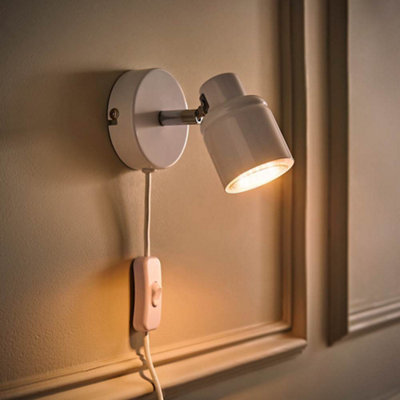 Valuelights Benton White Plug In Wall Spotlight And Bulb