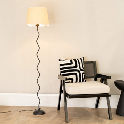 Valuelights Wiggle Metal Single Stem Floor Lamp With Linen Scallop Trim Tapered Shade Black/White