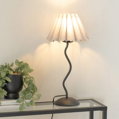 Valuelights Wiggle Metal Single Stem Table Lamp With Scallop Tapered Lamp Shade And Led Bulb Black/Grey