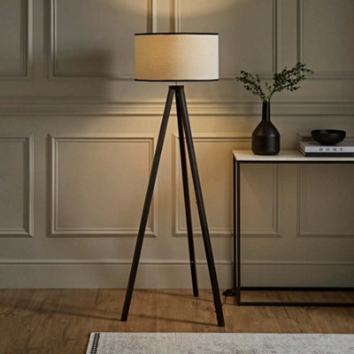 ValueLights Barbro Floor Lamp - Natural Linen Drum Shade - Black Wood Tripod - LED Included - 1.8m Cable - Image 7
