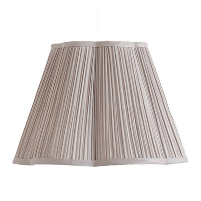 Valuelights Loralei Light Grey Small Pleated Faux Silk Scallop Easy Fit Lamp Shade With Bulb (D)25.5Cm from B&Q