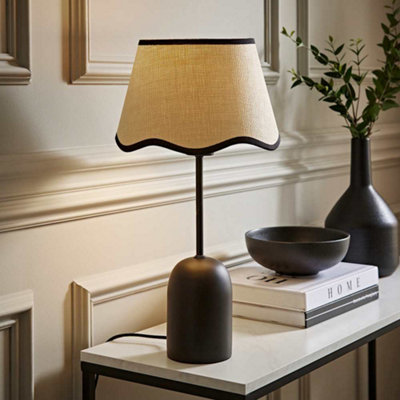 Valuelights Black Kaiden Dome Table Lamp With Scallop Trim Shade