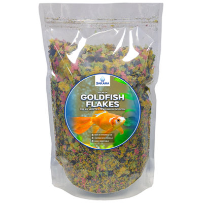 Gardeners Dream Sakana 100G Goldfish Flakes Fish Food Premium Grade Fresh Coldwater Aquatic Feed Mix from B&Q
