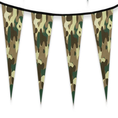 Camo Bunting 10M With 20 Pennants from B&Q