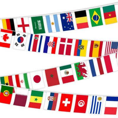 World Of Bunting World Flags Bunting 10M from B&Q