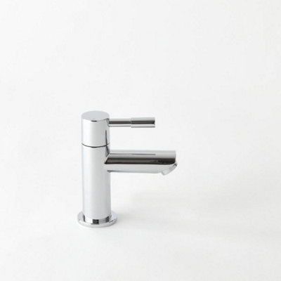 Homestylestore Chrome Mono Basin Mixer Tap With Lever Handle from B&Q