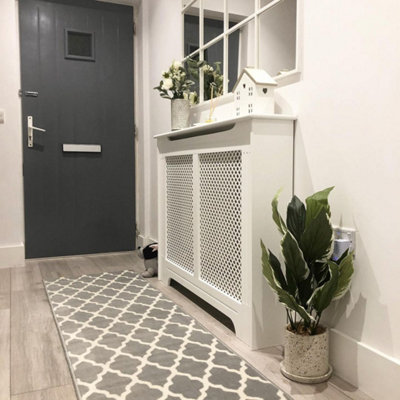 Loomed Grey White Classic Trellis Living Room Runner Rug 60X240Cm from B&Q