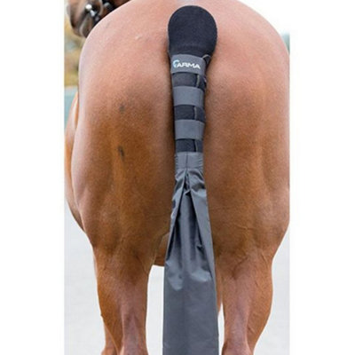 Arma Horse Tail Guard With Bag Grey (One Size) from B&Q