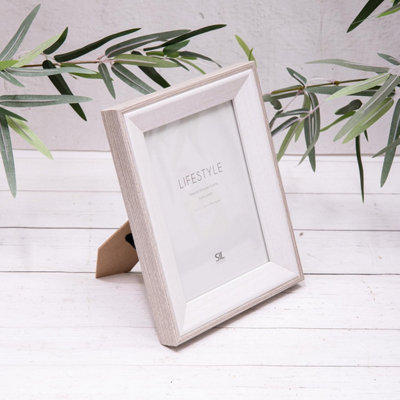 Annibells White Wood Natural Photo Frames (14650)5 X 7" from B&Q