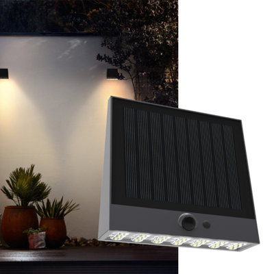 Nightsearcher Nexsun Polaris  1000 Lumens  High Capacity Modern Solar Wall Light from B&Q