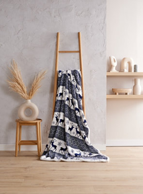 Bellissimo Home Nordic Stag Sherpa Throw Navy. Sherpa Backing Super Soft & Warm from B&Q