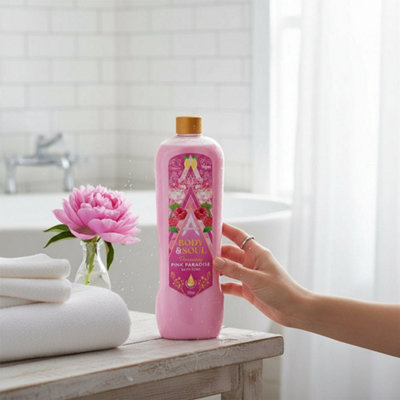 Astonish Bath Soak Pink Paradise 750Ml Indulgent Soaking Experience from B&Q