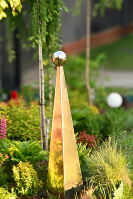 Home 2 Garden Stainless Steel Moder Sphere Pyramid from B&Q