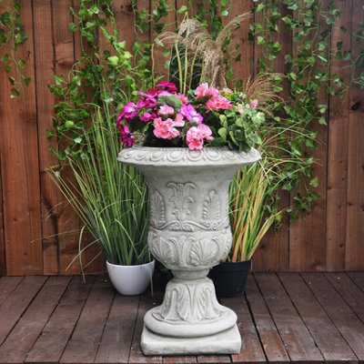  - Beautifully Detailed Edwardian Vase With Intricate Design And Pattern
