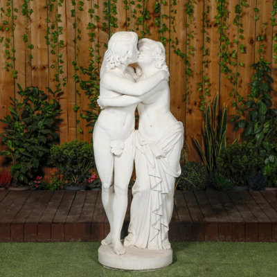  - Large White Stone Kissing Lovers Statue