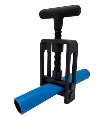 Pipestation Squeeze Off Tool 0-32 mm Opening Plumbing Tools For Isolating Mains Mdpe Plastic Pipe Or Rubber Plumbers Hand Water from B&Q