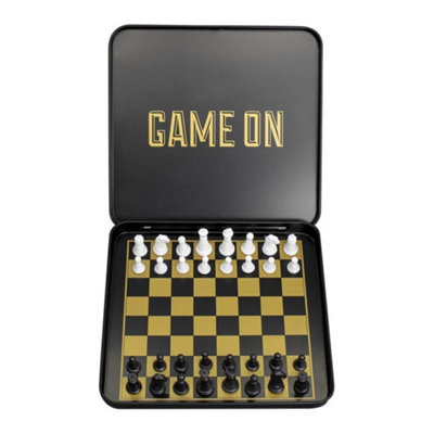 B&Q -  Iron And Glory Travel Chess Set